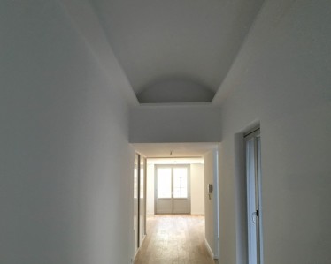 Rehabilitación 29 viviendas y oficinas en Pontoise, París,  por Tabiques y Techos R.