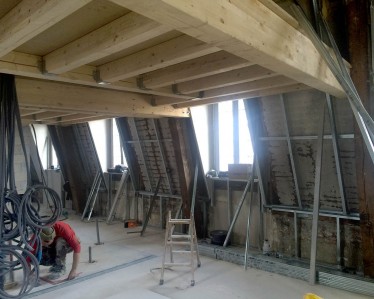 Rehabilitación 29 viviendas y oficinas en Pontoise, París,  por Tabiques y Techos R.