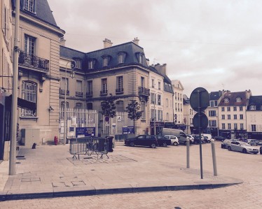 Rehabilitación 29 viviendas y oficinas en Pontoise, París,  por Tabiques y Techos R.