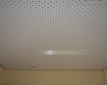 ESCUELA DE MUSICA SALVATIERRA por Tabiques y Techos