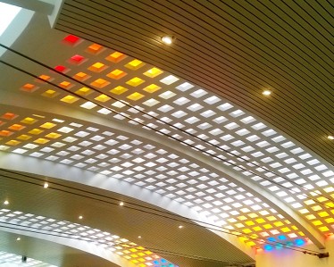 CENTRO COMERCIAL BIDARTE EN BILBAO por Tabiques y Techos R.