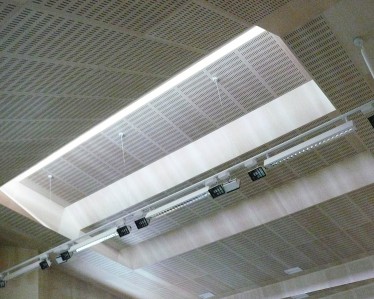 ESCUELA DE MUSICA SALVATIERRA por Tabiques y Techos